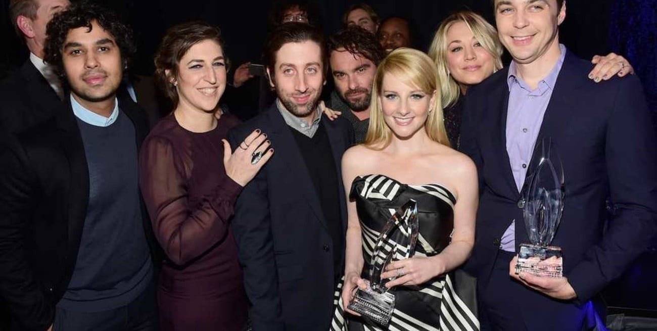 El elenco de "The Big Bang Theory" dona parte de su sueldo a dos compañeras
