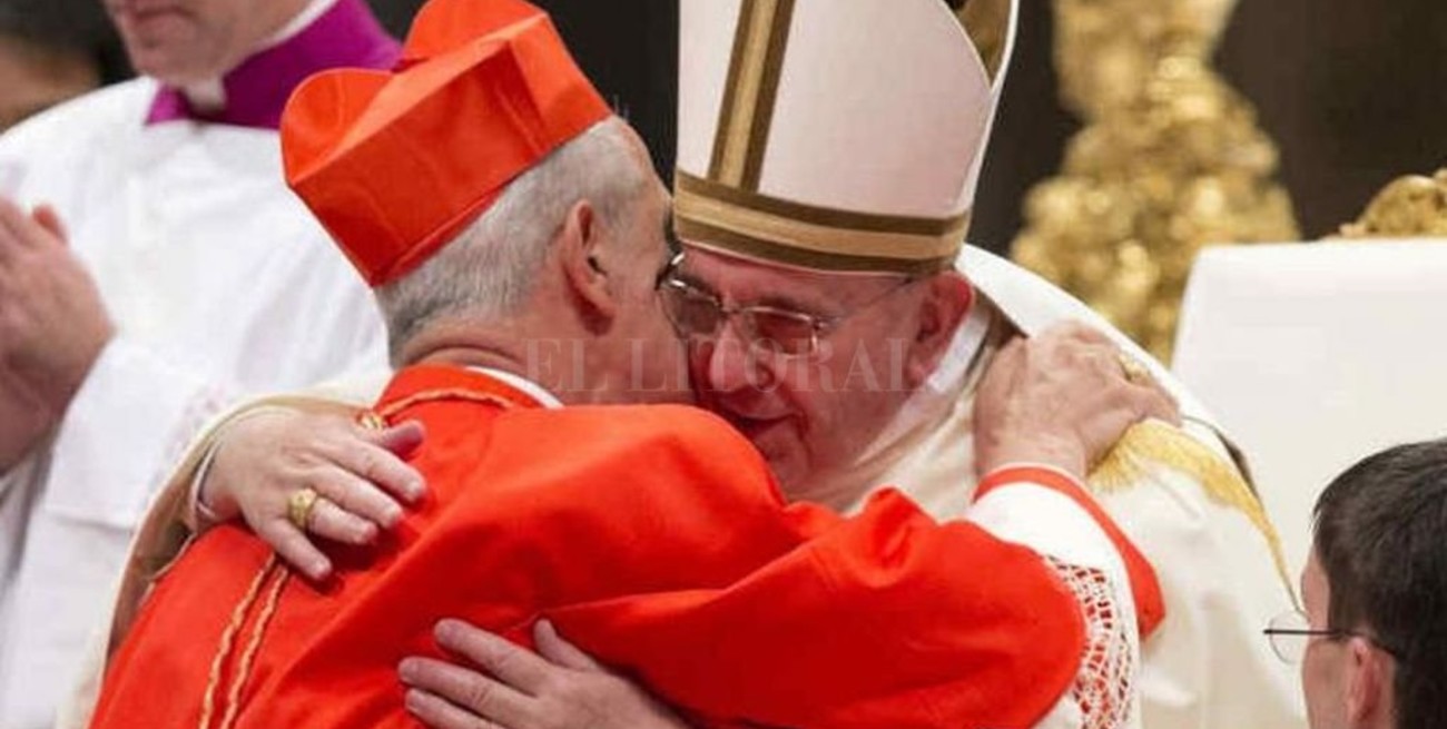 Francisco recibe al cardenal Poli
