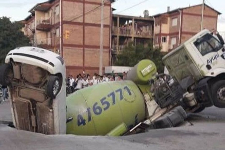 ELLITORAL_212588 |  Internet Se los tragó la tierra.