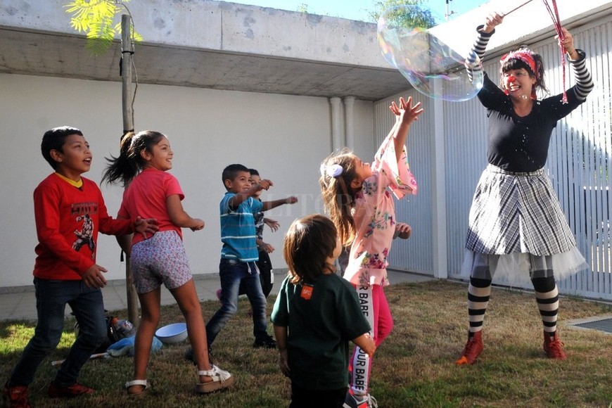 ELLITORAL_205709 | Flavio Raina En el acto se desarrollaron actividades recreativas para los chicos.