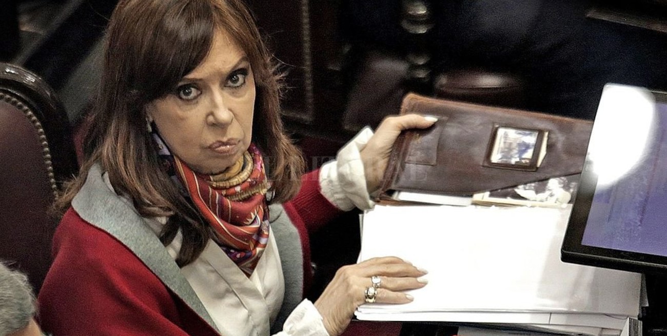Ofrecen recompensa para recuperar dinero, divisas o bienes en la causa contra CFK