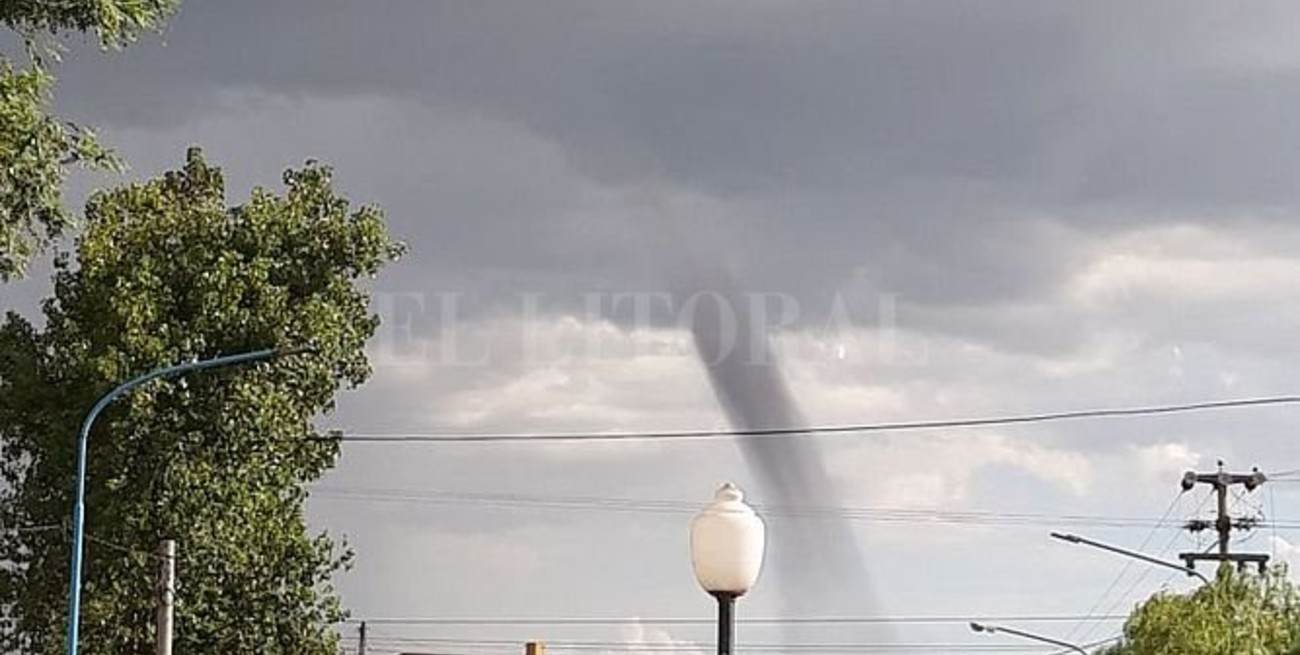 Una cola de tornado tocó tierra en San Cristóbal
