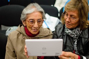 ELLITORAL_202378 |  Prensa ENACOM Se retoma  la entrega de dispositivos para adultos mayores en la ciudad