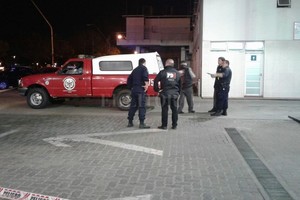 ELLITORAL_190701 |  Danilo Chiapello En el lugar trabajaron peritos, la PDI y el fiscal Jorge Nessier.