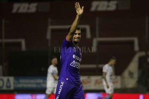 Pablo Aguirre Ignacio Malcorra festeja su gol en el 3 a 0 de hace dos años. Un jugador que la rompió en Unión y que todos recuerdan.
