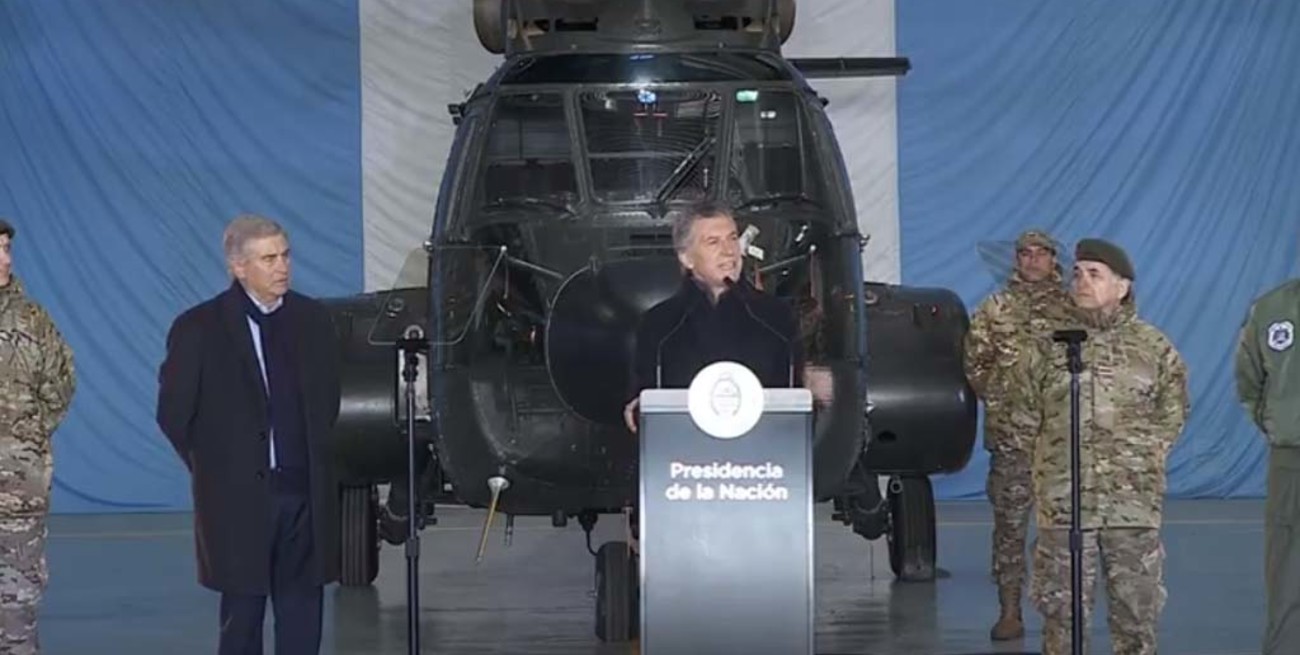  Macri anunció una profunda reconversión de las FF.AA