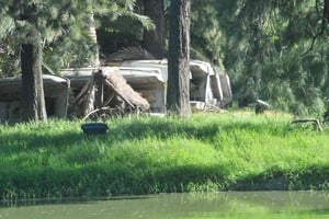 Flavio Raina Espera. Así están hoy los tradicionales botes a pedales para realizar paseos por los lagos del Parque Garay.