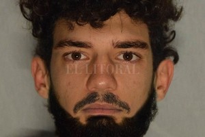 ELLITORAL_214650 |  Gentileza producción El arte de tapa, que fusiona los rostros de los integrantes en uno, creación de Santiago Benmergui.