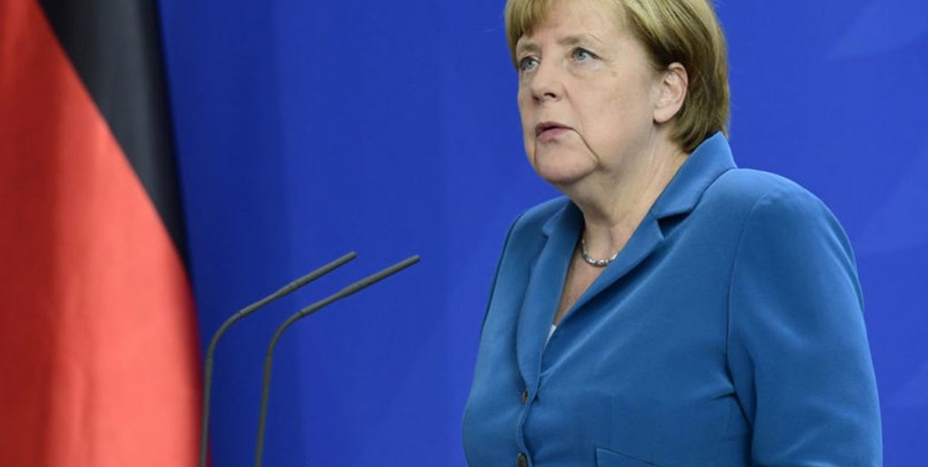 Merkel pide acelerar reformas en la UE con "respuestas concretas" 