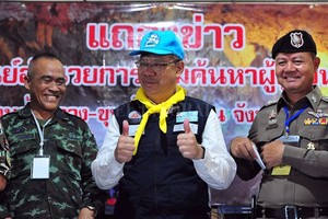 ELLITORAL_216501 |  Xinhua Narongsak Osatanakorn, líder del centro de comando conjuto que coordinó la operación de rescate, durante una conferencia de prensa.