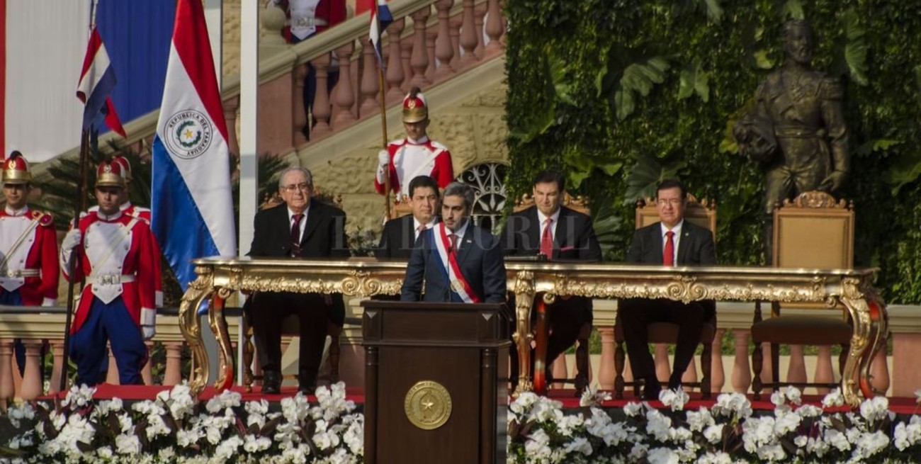 Asumió el nuevo presidente de Paraguay: "Ya no hay fronteras para los procesos de integración" 