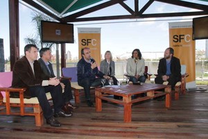 Mauricio Garín Masivo. El intendente Corral estimó que unas 120.000 personas participaron del megaevento.