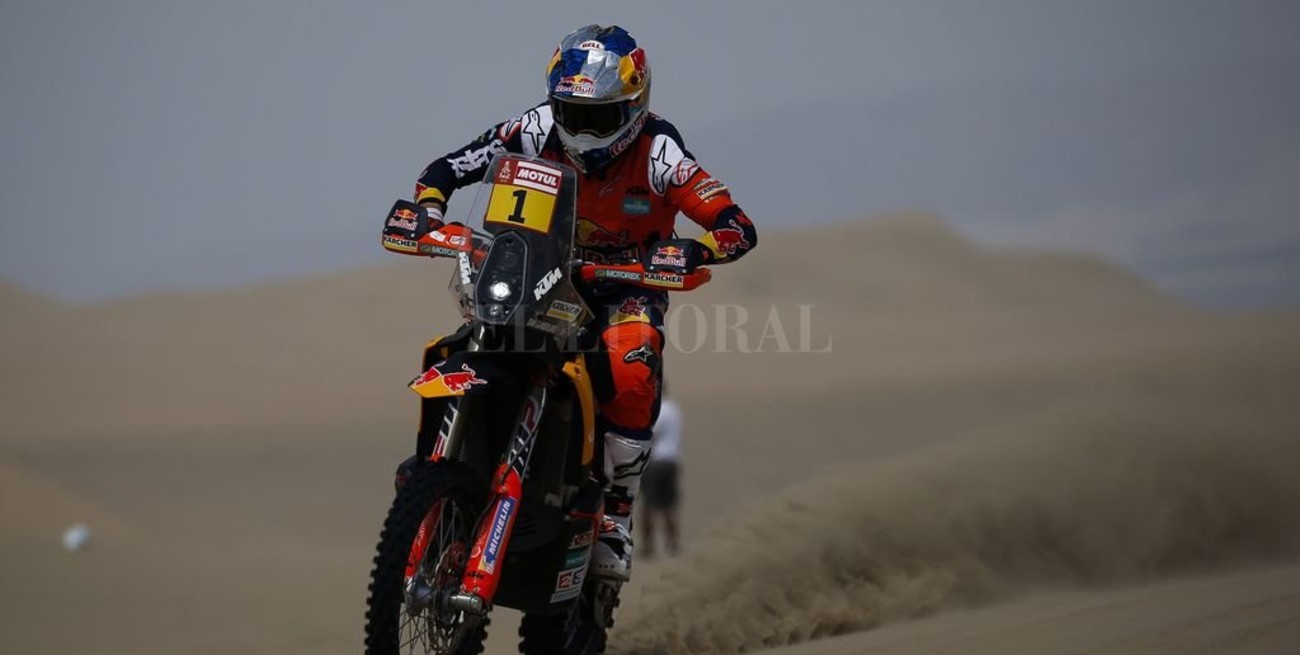 Dakar: el campeón vigente en motos tuvo que abandonar