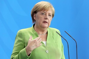 ELLITORAL_219888 |  Archivo 13/08/2018, Berlín: La Canciller alemana Angela Merkel habla durante una conferencia de prensa conjunta con el Presidente del Consejo de Ministros de Bosnia y Herzegovina. Foto: Wolfgang Kumm/dpa +++ dpa-fotografia +++