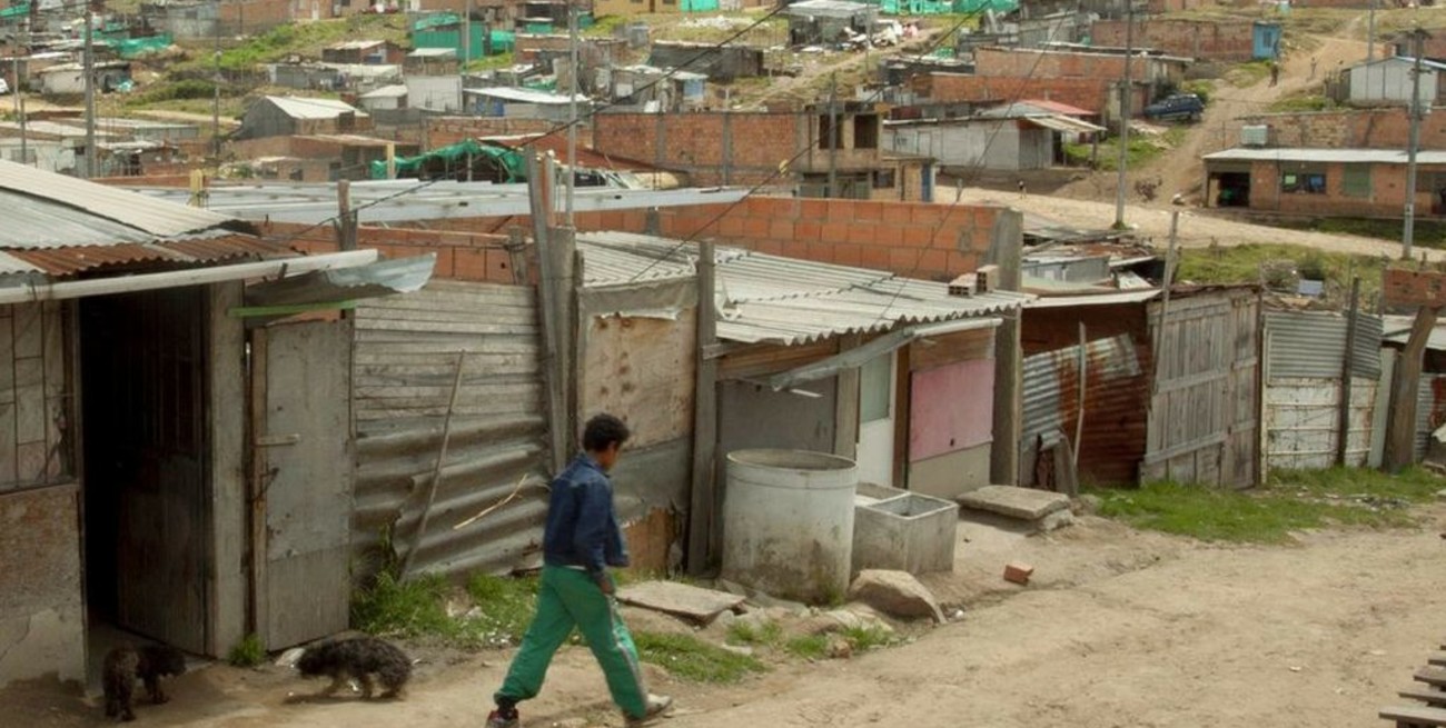 Colombia necesita 11 generaciones para salir de la pobreza y Argentina 6