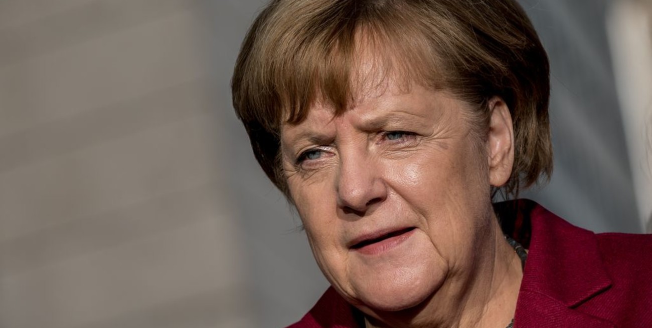 Merkel analiza con Lavrov condiciones para regreso refugiados a Siria 