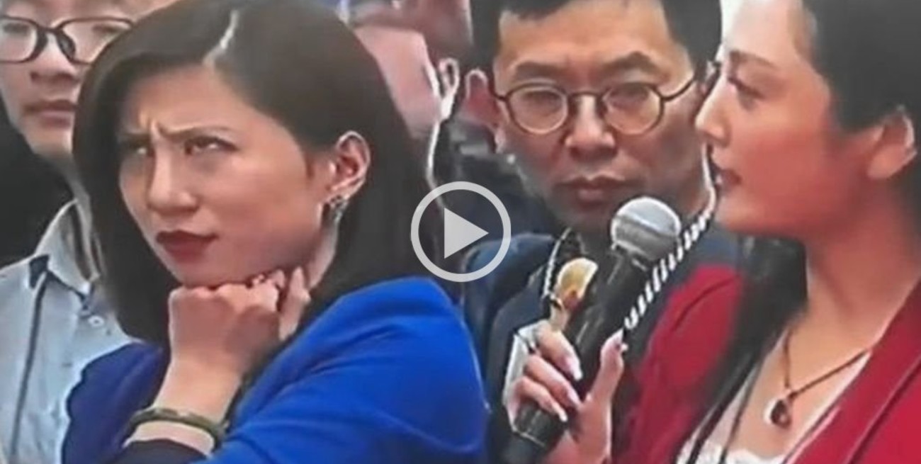 Video viral: Esta periodista decidió expresar con gestos lo que no podía decir con palabras