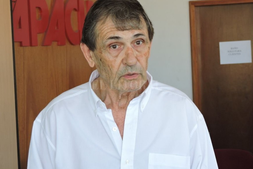 ELLITORAL_196745 |  Campolitoral La reactivación del sector de maquinaria agrícola se debió a que el Gobierno bajó las retenciones, la salida del cepo, y los créditos del Banco Nación . Carlos Castellani. Apache