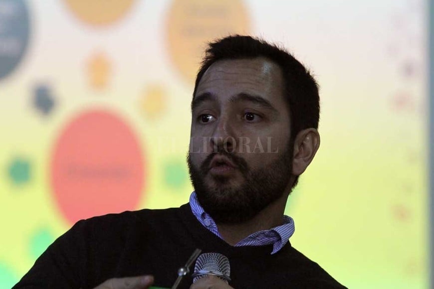 ELLITORAL_253216 |  Mauricio Garín Según el psicólogo, en la educación  transitamos un pasaje del autoritarismo al liberalismo sin límites .