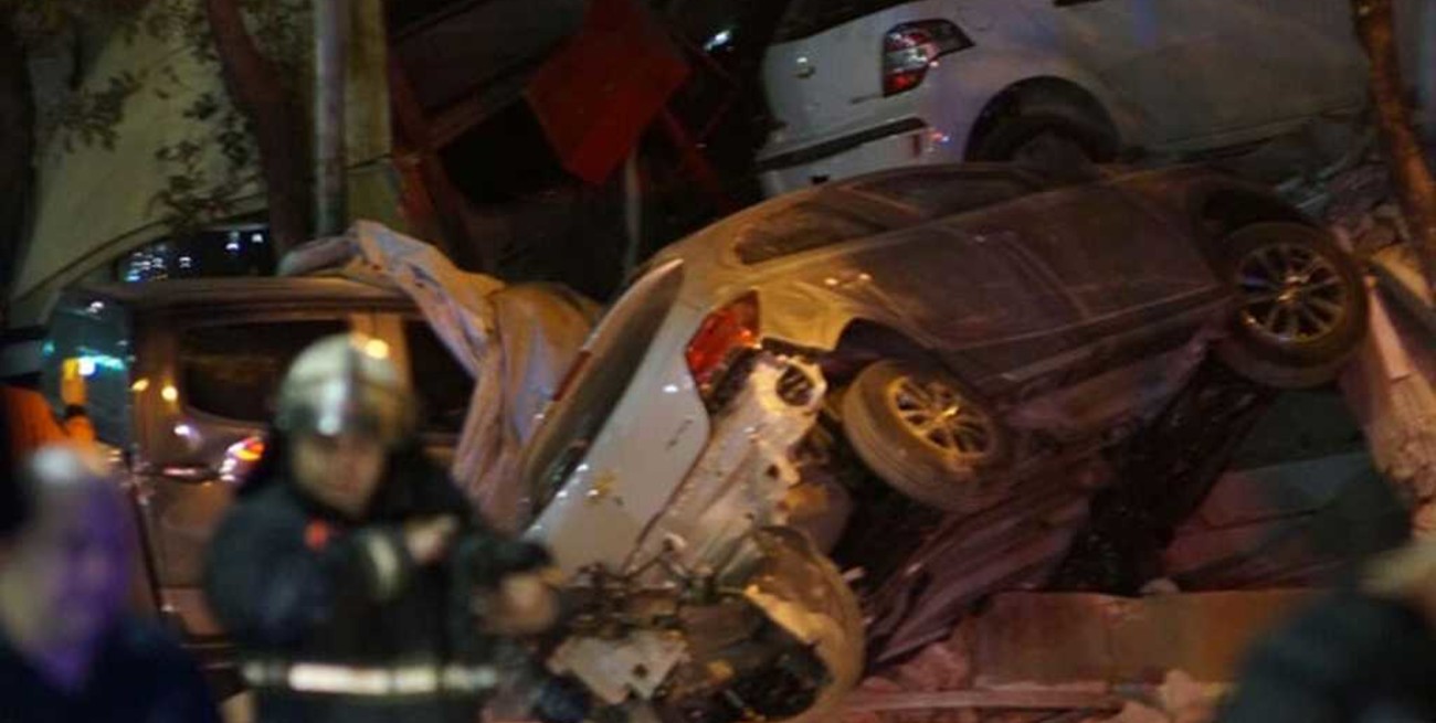 Se derrumbó una concesionaria de autos en Buenos Aires