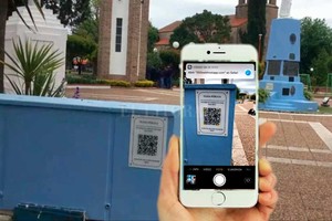 Archivo El Litoral A TRAVÉS DE LA TECNOLOGÍA aportamos el acceso a mejores contenidos informativos en diferentes puntos de nuestra ciudad, intervenimos lugares que son relevantes para los esperancinos tanto como para quienes visitan la ciudad , aseguró Gómez.