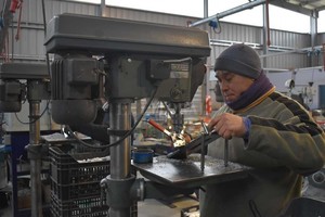 Transmedia VT PLANTA. La firma venadense se radicó hace dos años en el Parque Industrial de Venado Tuerto y emplea en forma directa a nueve personas.