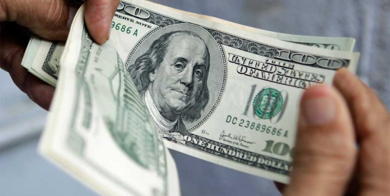 Dólar hoy: por cuarta jornada consecutiva vuelve a subir la moneda estadounidense 