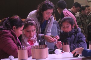 Mauricio Garín La muestra federal de ciencia, tecnología, arte y cultura se realiza desde el jueves pasado y hasta el sábado 24 en la Estación Belgrano.