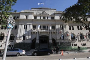 Mauricio Garín La pena fue impuesta por el tribunal pluripersonal integrado por los jueces Sergio Carraro (presidente); Jorge Patrizi y Gabriel Candioti.