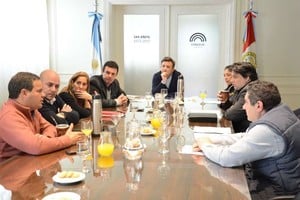ELLITORAL_220344 |  El Litoral En la actualidad, los test de alcoholemia en la ciudad permiten hasta cinco décimas de gramo de alcohol en sangre por litro , pero las campañas proponen:  Si bebe, no conduzca .