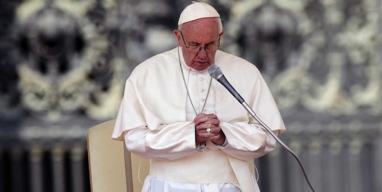 Papa Francisco brindó su "ferviente oración" por los tripulantes del submarino