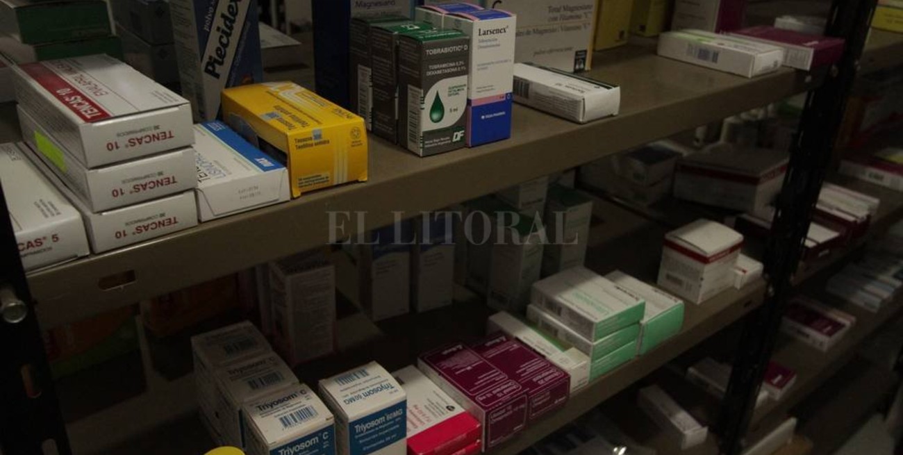 Sanatorios compran medicamentos sin mayores controles ni auditorías
