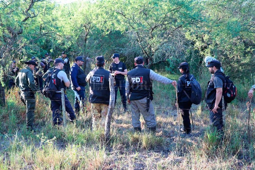 ELLITORAL_215729 |  Archivo El Litoral Fuerzas provinciales y federales realizaron numerosos operativos de búsqueda en toda la zona, pero no hallaron rastro alguno de la joven.