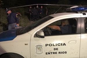 ELLITORAL_177372 |  @marianogarcia1 La policia de Entre Ríos encontró ropa que podría ser de Micaela García