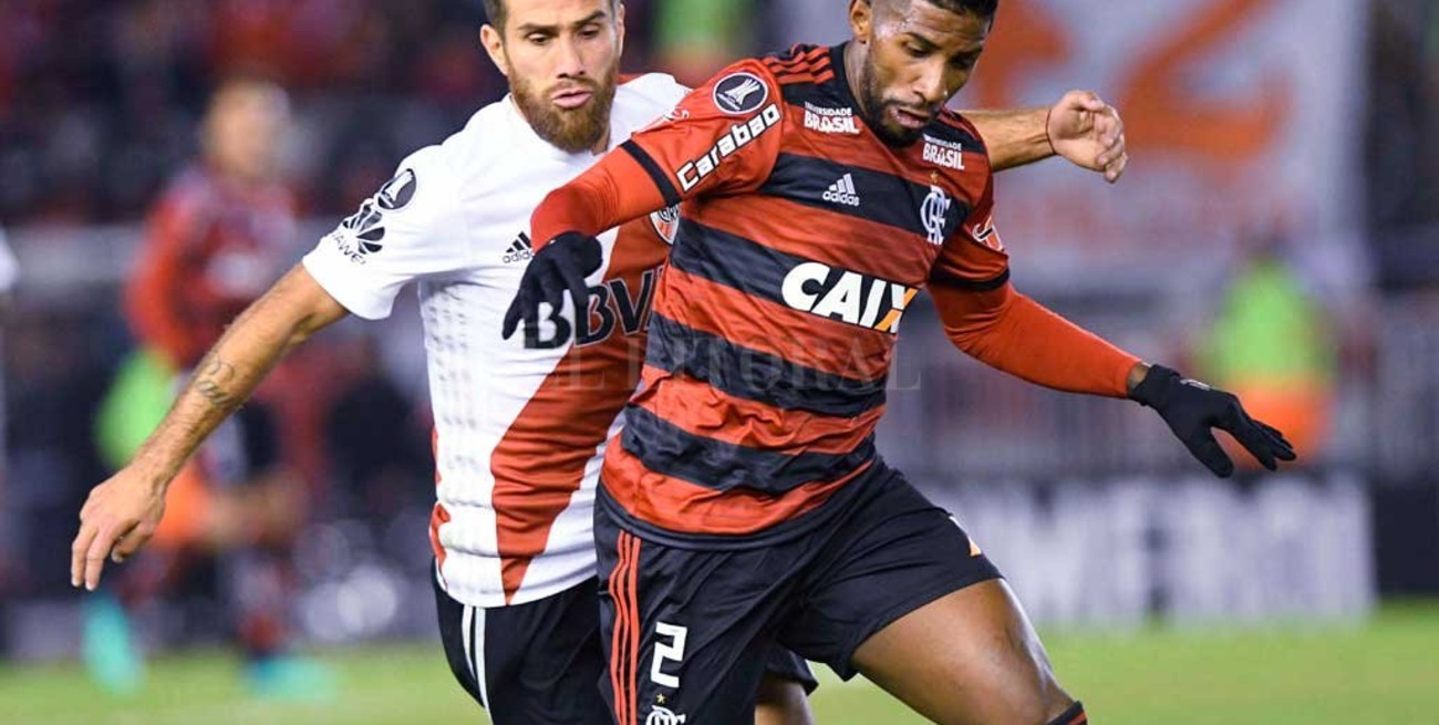 River empató con Flamengo y terminó primero en su grupo