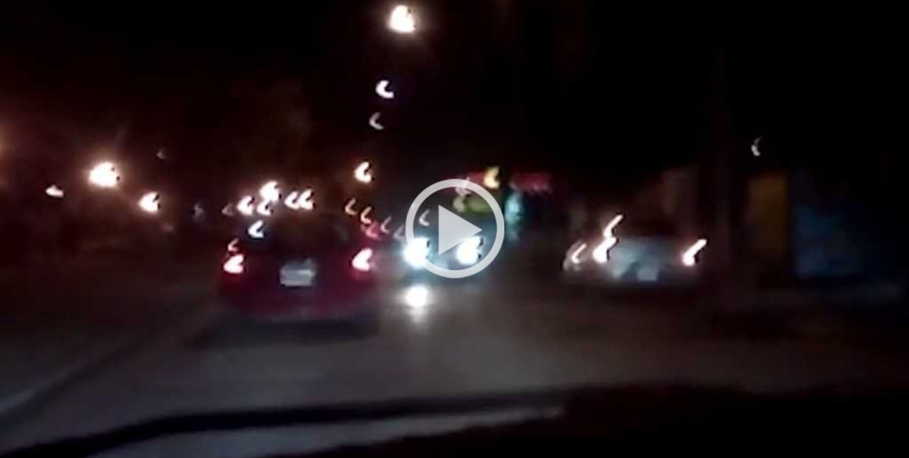 Video: taxi circula en reversa en plena Avenida Freyre