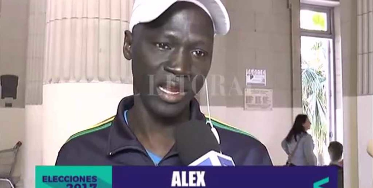 La historia de Alex, un senegalés que vota en la ciudad de Santa Fe