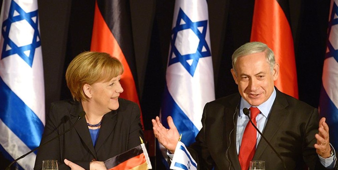 Merkel asegura a Israel que combatirá el antisemitismo 