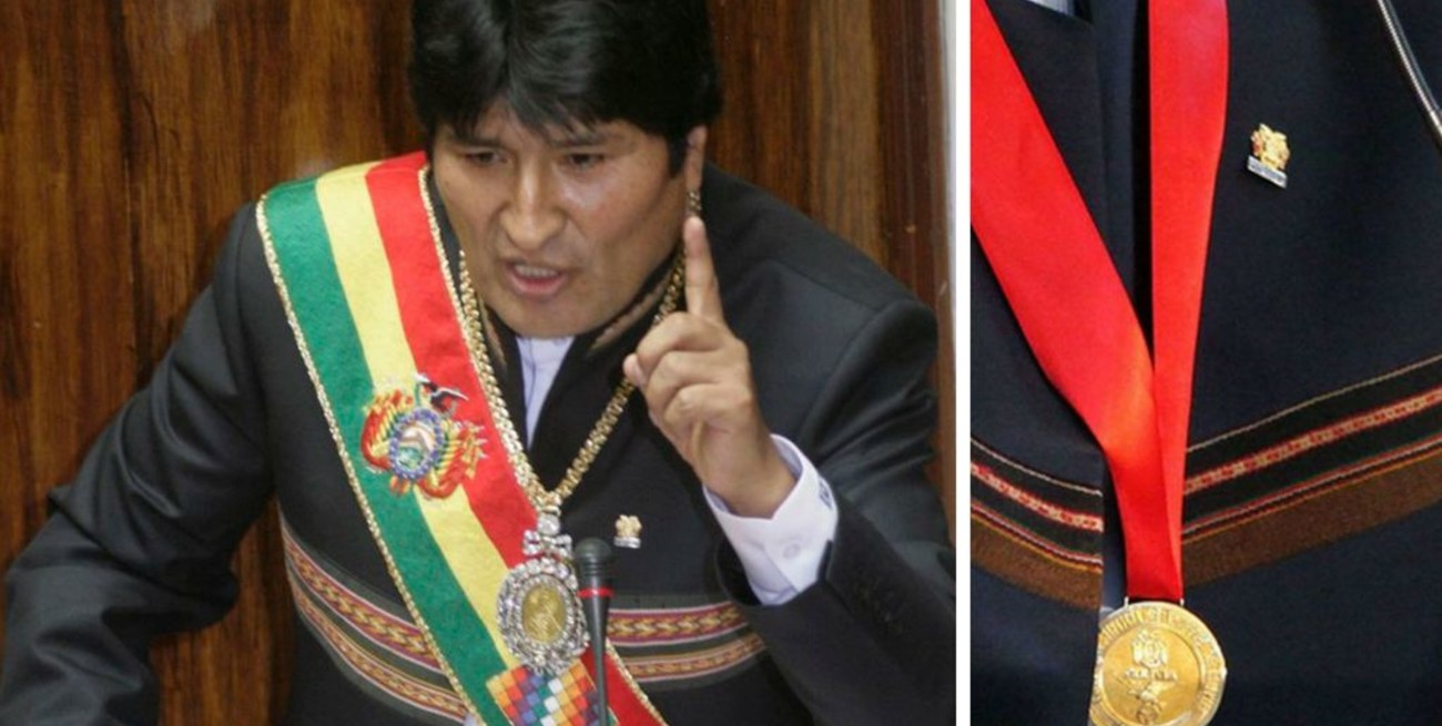 Le robaron la banda presidencial y la medalla de oro a Evo Morales 