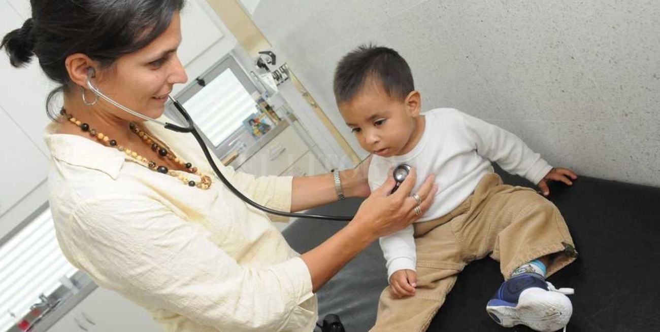 Celebran medio siglo de formación  de médicos pediatras santafesinos 
