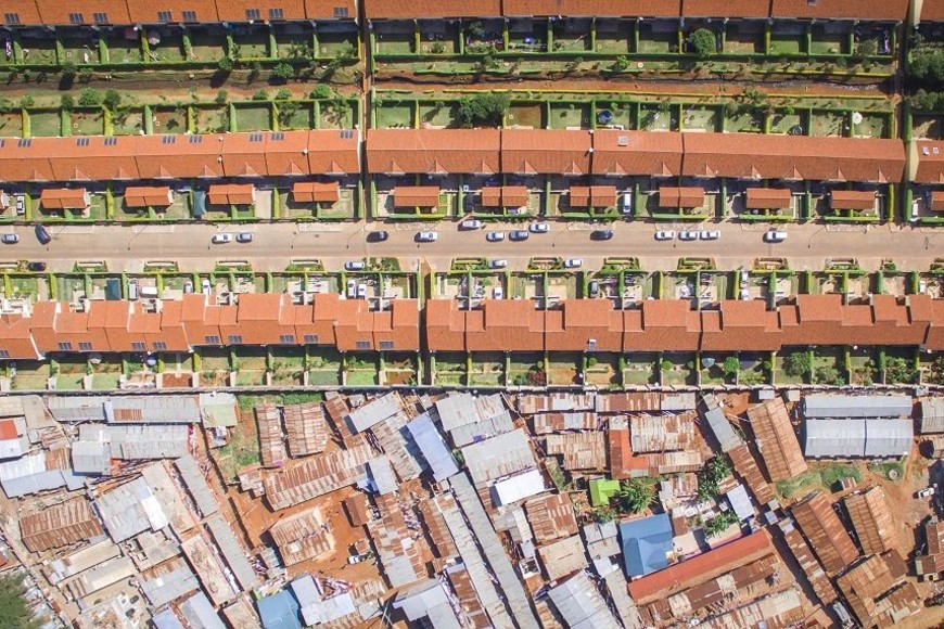 ELLITORAL_212045 |  Johnny Miller Nairobi, Kenia.