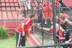 ELLITORAL_230278 |  Amancio Alem Un buen recuerdo. Es el que dejó Diego Osella en Colón, aun yéndose al descenso en 2014. Hace pocos días se cumplieron cuatro años de su renuncia.