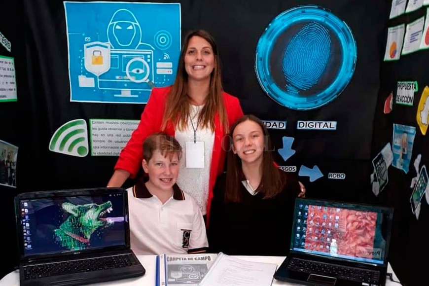 ELLITORAL_228951 |   En los sitios públicos hay redes inseguras porque no tienen claves, así que allí estamos entregando nuestro dispositivo a otros usuarios, que pueden ver lo que estamos haciendo , advirtió Cracco.