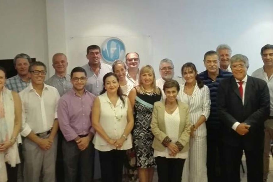 ELLITORAL_211080 |  Gentileza.