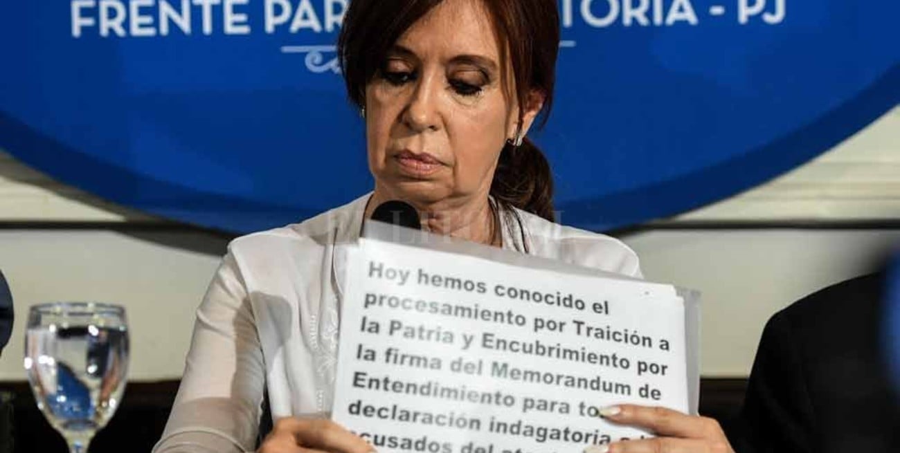 Cristina Kirchner presentó un escrito y no respondió preguntas