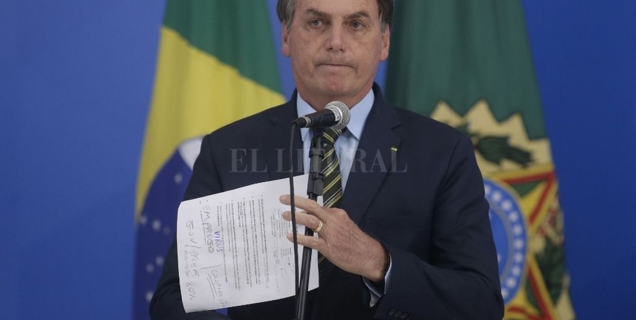 Bolsonaro advirtió que Brasil será un caos si el país continúa parado