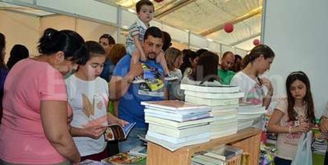 La 15ª Feria del Libro de Santo Tomé abrirá sus puertas este jueves