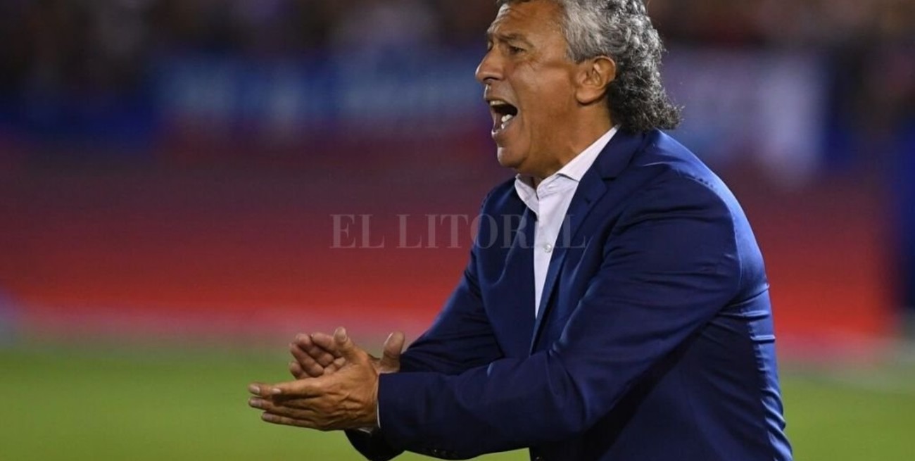 Gorosito es otro de los entrenadores que figura en el radar de Central Córdoba