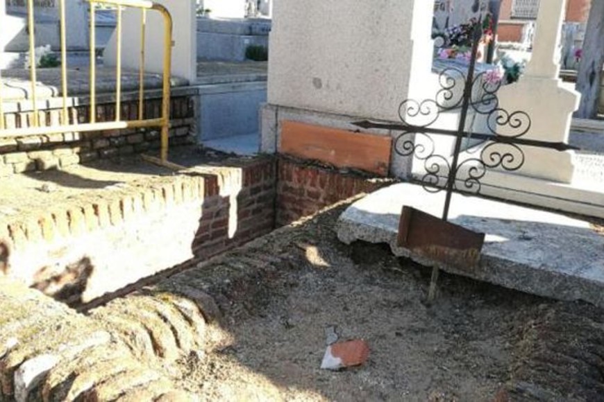 ELLITORAL_206273 |  Carleth Morales La tumba que  la tragó viva .