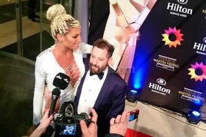 Twitter Viky Xipolitakis